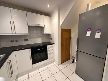 1 bedroom semi-detached house to rent - Photo 4