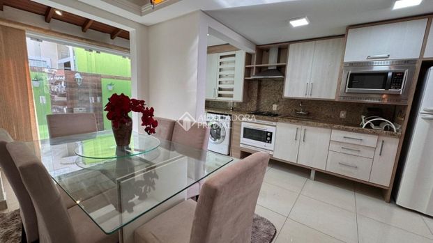 Casa em Condomínio com 1 quarto e 80m² para alugar em Marechal Rondon, Canoas. - Photo 1