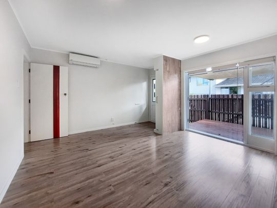 2/30 Bristol Street, Merivale - Photo 1