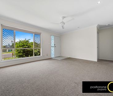 3-Bedroom home with easy access to bus stop in sought-after neighbo... - Photo 1