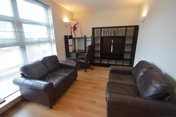 2 bedroom flat to rent - Photo 1