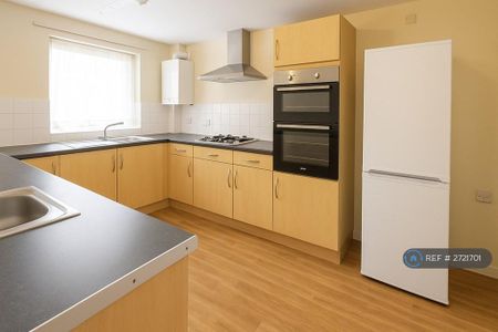 1 bedroom in a house share to rent - Photo 4