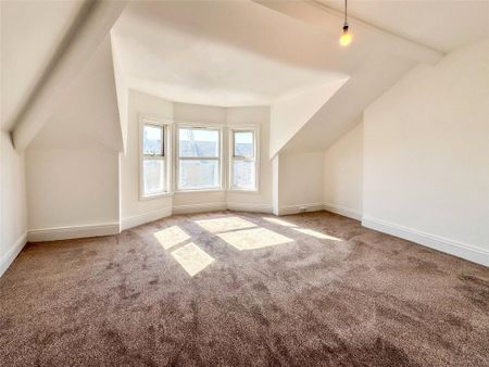 3 bedroom end of terrace house to rent - Photo 5