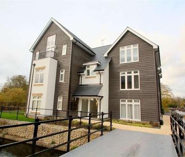 Island Apartments, Royal Quay, Harefield, UB9 - Photo 5