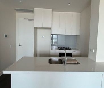 Welcome to THE LONSDALE - Photo 1