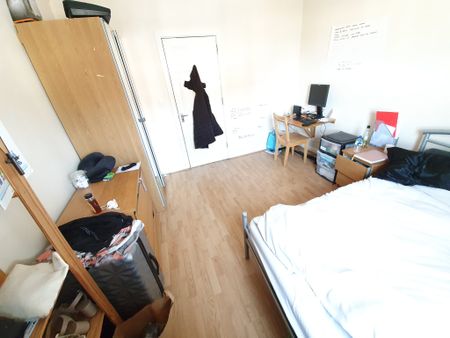 1 Gleave Road Selly Oak - Photo 3