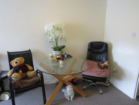 High Street, Spalding - Photo 2