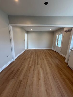 For Lease - 14 Rainswood Court Unit# Main Floor, Toronto, Ontario - Photo 1
