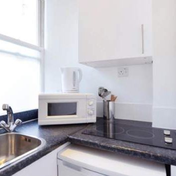 1 bedroom property to rent in London - Photo 1