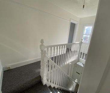 1 Bedroom Flat - Photo 3