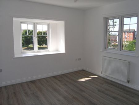 Standish Street, Bridgwater, Somerset, TA6 - Photo 4