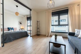 Calle Martínez de la Rosa, Málaga, Andalusia 29010