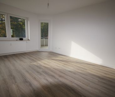 Hier wird umgebaut! Sanierte 3-Zimmer-Wohnung mit Balkon - Foto 4