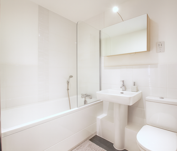 2 bedroom apartment to rent - Photo 2