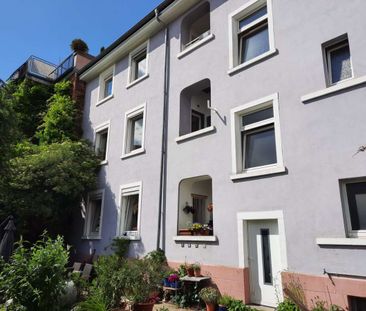 3 Zimmer-Altbauwohnung mit Balkon in der Innenstadt - Photo 1