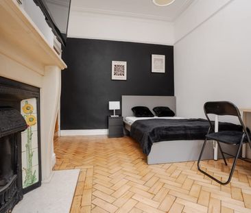 Room in a Shared House, Anfield Road, L4 - Photo 2