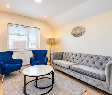 4 bedroom flat to rent - Photo 1
