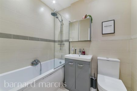 Upper Mulgrave Road, Cheam, SUTTON - Photo 2