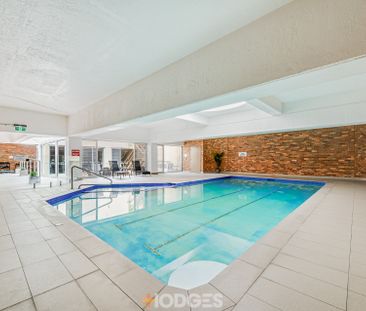 RARE DOUBLE STOREY DELIGHT IN MELBOURNE! - Photo 1