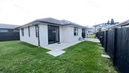 Modern Family Living In The Paradise Peninsula - Photo 5