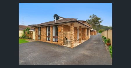 Small Complex - Photo 4