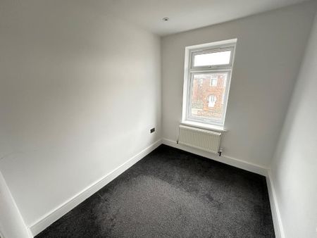 5 bedroom semi-detached house to rent - Photo 5