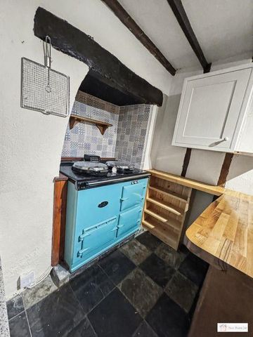 3 bedroom end of terrace house to rent - Photo 2