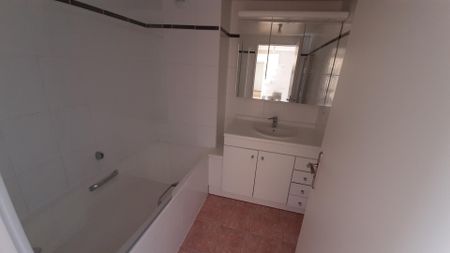 location Appartement F3 DE 73.29m² À VERSAILLES - Photo 5