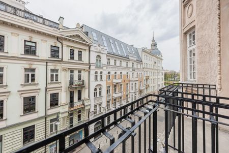 Apartament w kamienicy w CENTRUM - Zdjęcie 5