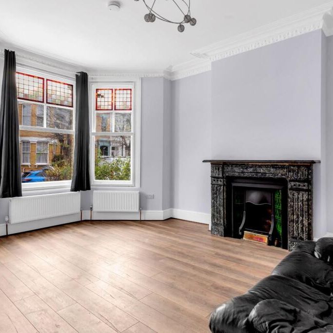 Thistlewaite Road, E5, London - Photo 1