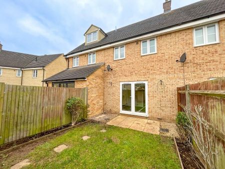 2 bedroom terraced house to rent - Photo 4