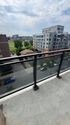 318 Spruce Street #Master bedroom - 507 - Photo 3