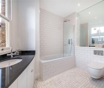 3 bedroom flat to rent - Photo 3