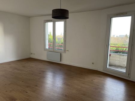 Appartement à louer, 3 pièces - Saran 45770 - Photo 2