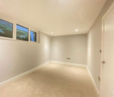 Castlebar Road, Ealing, Ealing, W5 - Photo 5