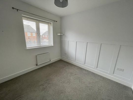 3 bedroom semi-detached house to rent - Photo 1