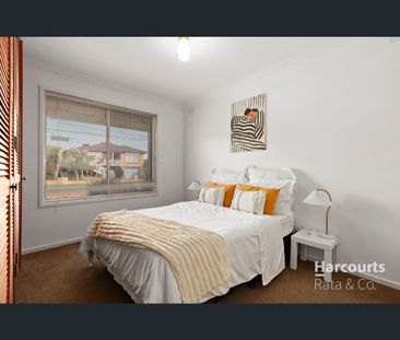 42 Kiama Drive, Lalor, Vic 3075 - Photo 4