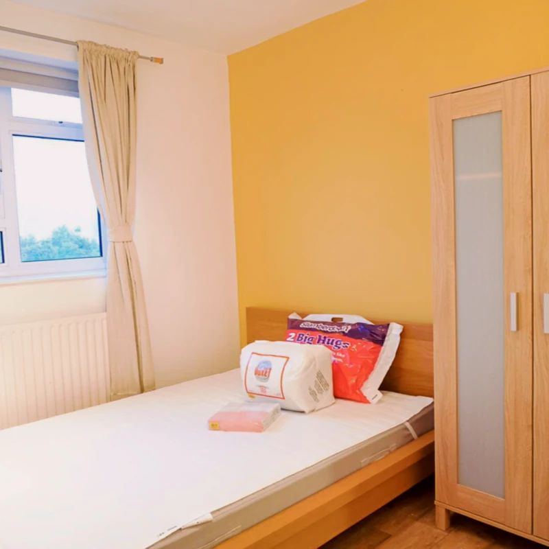 3 Bedroom 1 Bathroom roomA - Photo 1