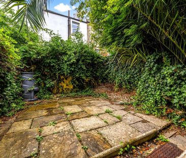 4 bedroom terraced house to rent - Photo 4