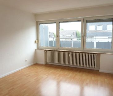 Klassische 2-Zimmer-Wohnung mit großem Balkon in Leverkusen-Bürrig! - Photo 1