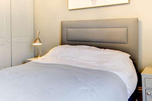 Brunswick Square, Hove, BN3 - Photo 1