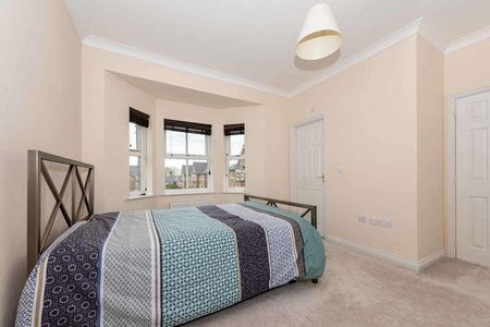 Cavendish Walk, Epsom, KT19 - Photo 5