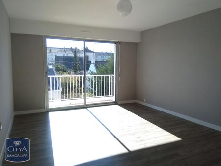 Location Appartement 1 pièce 31m² ST NAZAIRE 44600 - Photo 2