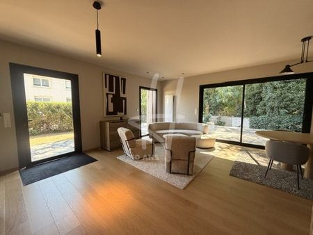 Location Maison 4 pièces 100m² MONTIGNY LES METZ 57950 - Photo 2