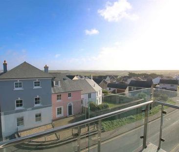 Pentire Crescent, Newquay, TR7 - Photo 1