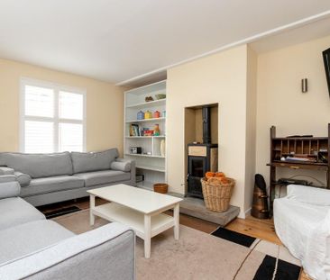 3 bedroom link detached house to rent - Photo 2