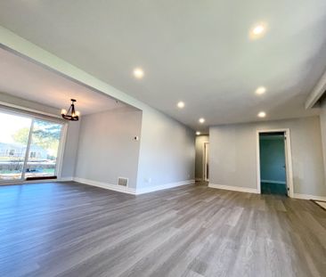 For Lease - 716 Lake Drive, Georgina, Ontario - Photo 1