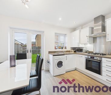 3 bedroom semi-detached house to rent - Photo 6