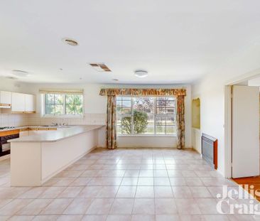 390 Chesterville Road, Bentleigh East - Photo 1