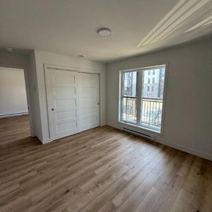 Grand 5 ½ Neuf à 1550$ — Espace, Style et Tranquillité - Photo 2